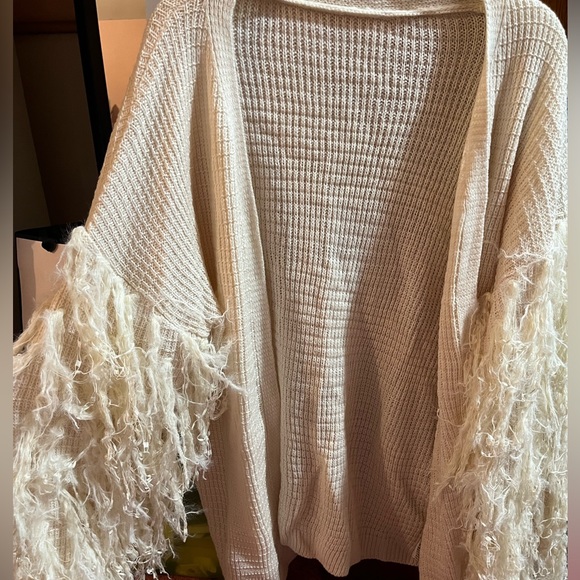 NWT fringe open cardigan - Picture 4 of 6